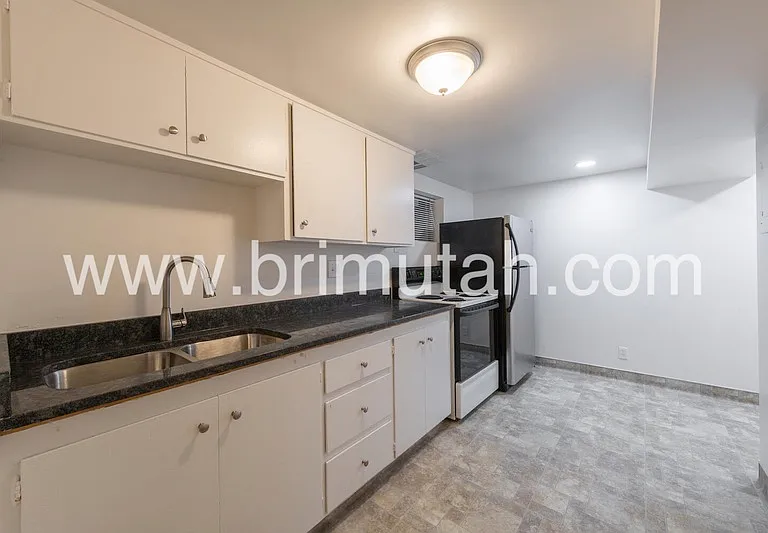 1877 E Osage Orange Ave #2 — Photo 9