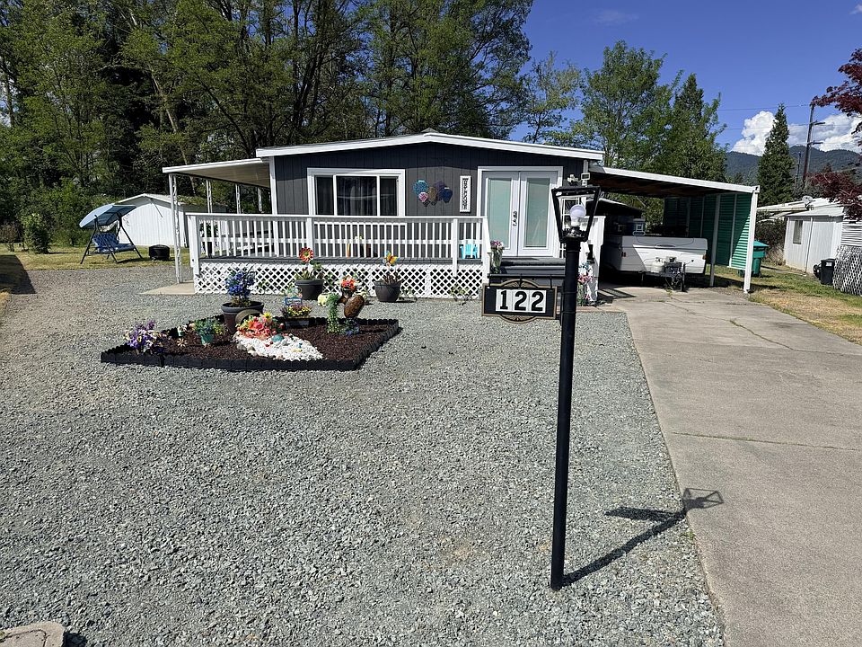 1st image of 122 Parkdale Cir