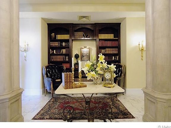 2nd image of 25 Downing St #12PH