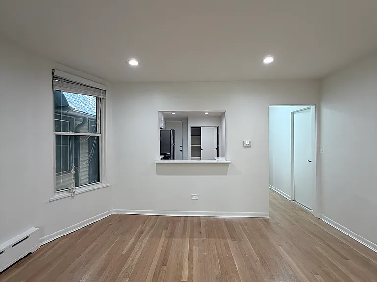 1226 Sherman Ave #2S — Photo 9