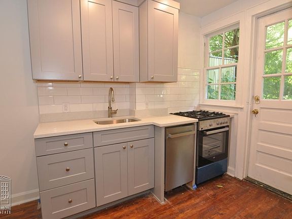 5th image of 3980 45th St