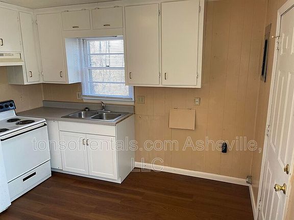 5th image of 3126 Us Highway 221 S APT 1