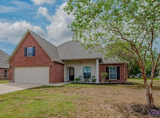 2567 Orleans Quarters Dr, Brusly, LA 70719