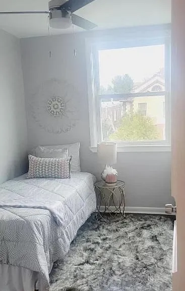 480 Kingsley St — Photo 15