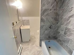 195 Hope St #3, Stamford, CT 06906