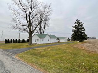 17132 Smith Rd, Yoder, IN 46798