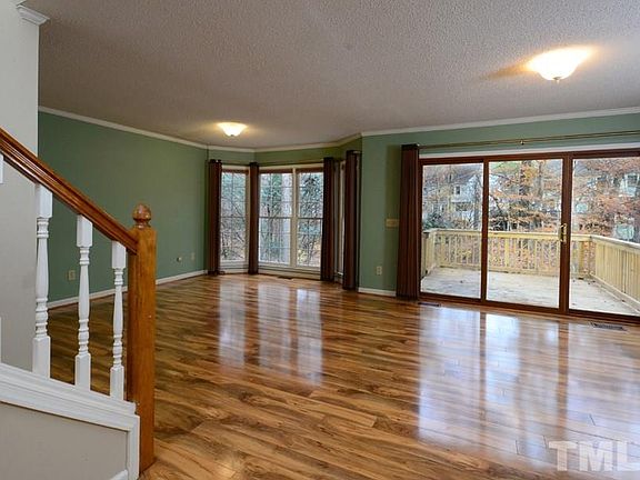 4th image of 3 Wexford Dr