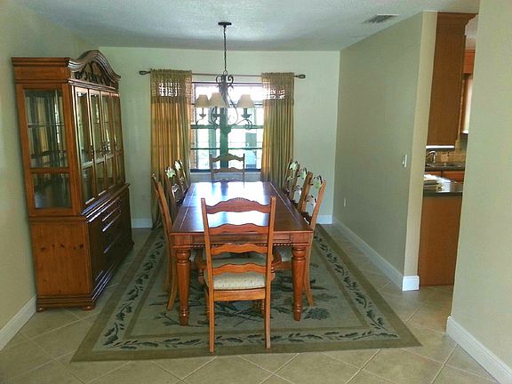 4th image of 3730 SW 141st Ave