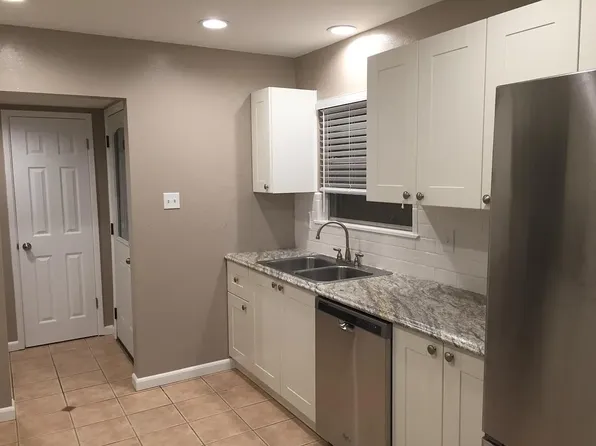 (undisclosed Address), Roswell, NM 88201