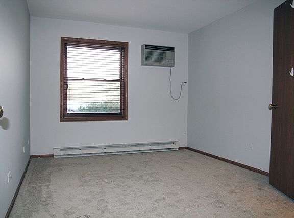 5th image of 1351 Cunat Ct APT 1D