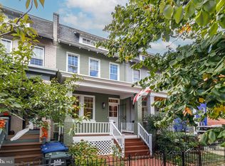 1329 E E St SE, Washington, DC 20003