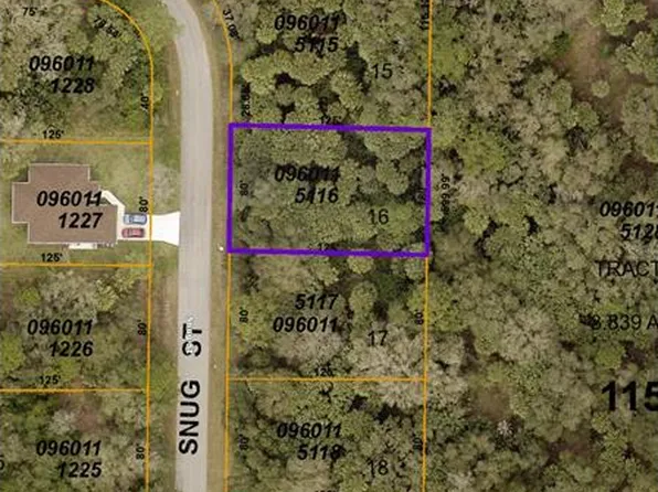 Snug St, North Port, FL 34286