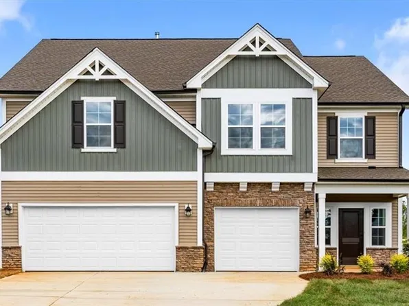 2824 Mayfield Dr, Graham, NC 27253