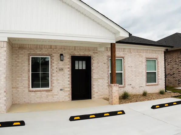 1636 Crestwood Dr, Benton, AR