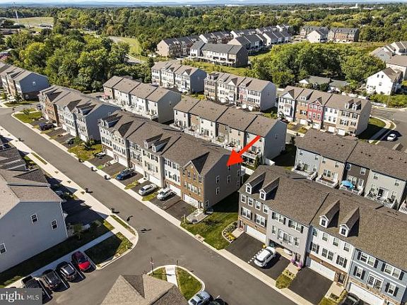 3rd image of 8812 Englewood Farms Dr
