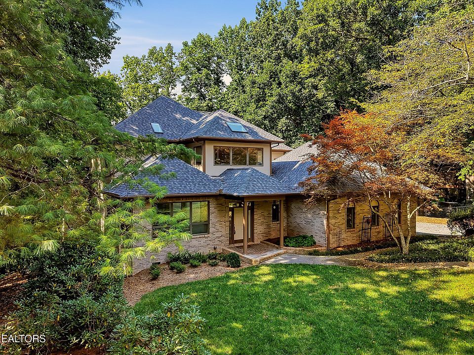 1st image of 152 Whippoorwill Dr