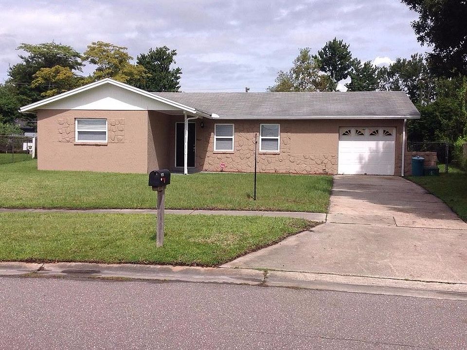 1st image of 8137 Sarnow Dr