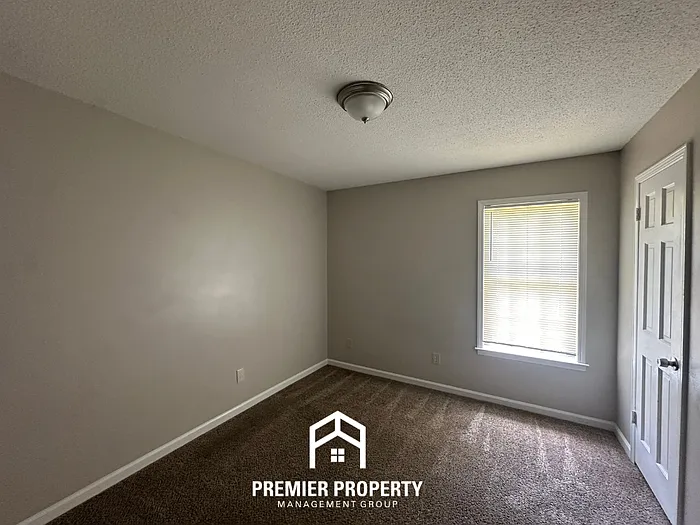 5715 Longacre Ave — Photo 16