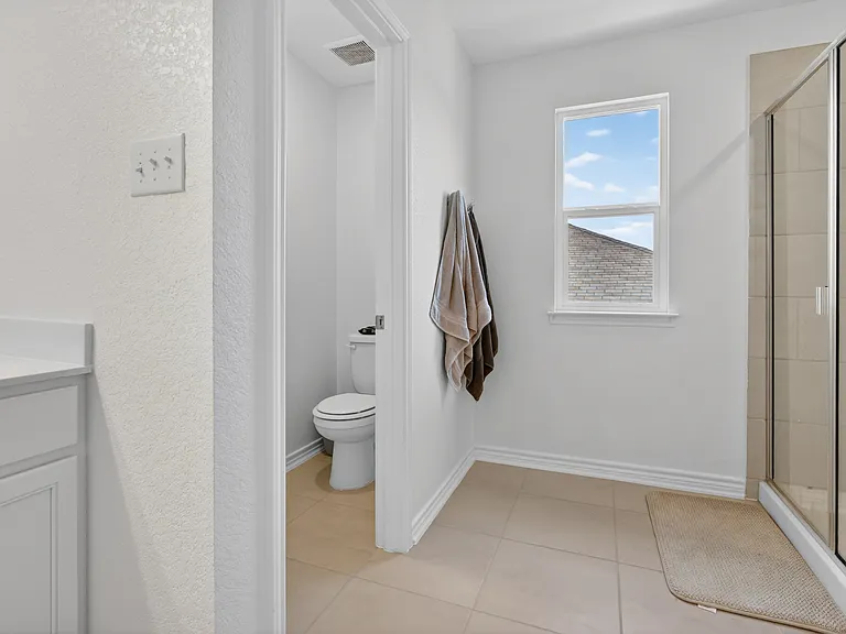 9403 Hinterlands Dr — Photo 22