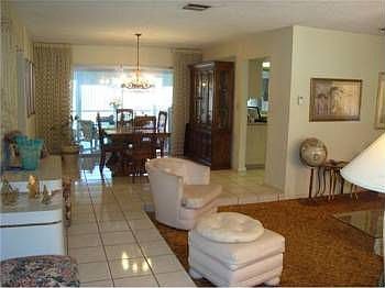 5th image of 5211 SW 90th Ave