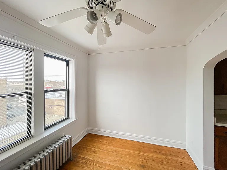 2542 W Summerdale Ave #3R — Photo 13