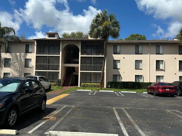 208 Foxtail Dr APT C2