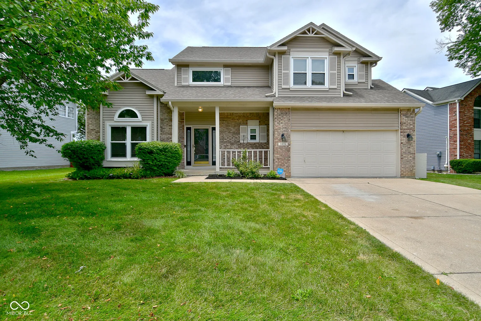 5826 Dapple Trce photo 1