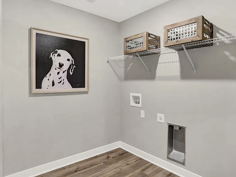 7073 Adalene Ln — Photo 8