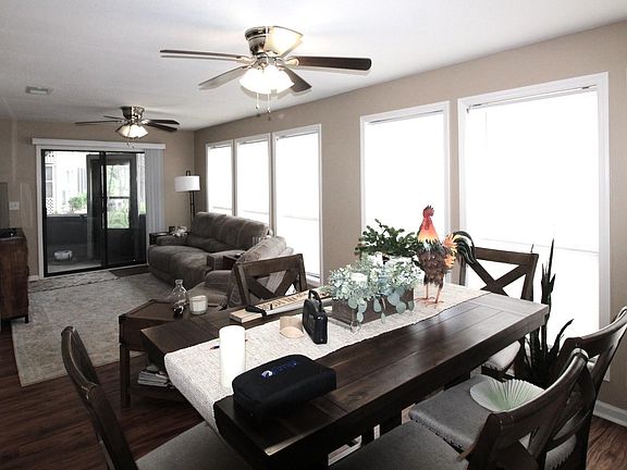 3rd image of 858 Tall Oaks Ct. #C-58