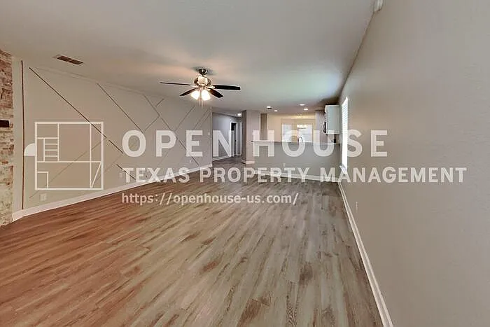 3 bed, 2.0 bath, 1631 sqft, $1,925 — Photo 3