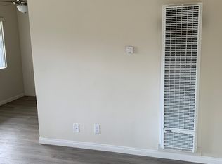 10525 Myrtle St #8, Downey, CA 90241