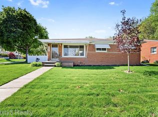 3901 Marian Dr, Trenton, MI 48183