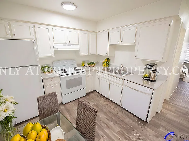 1499 W 2320 S — Photo 53
