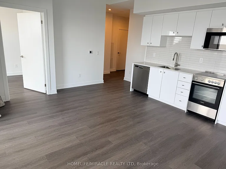 25 Wellington St S #3210 — Photo 11