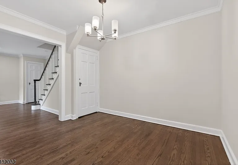 180 Summit Ave #B — Photo 6
