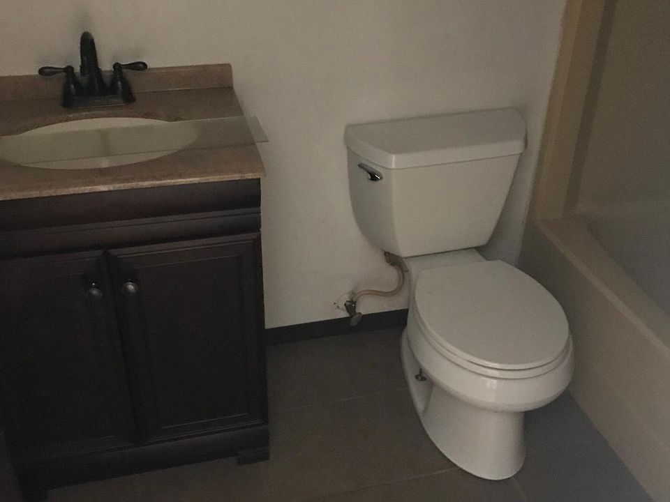 2nd image of 735 W Decatur St APT 11