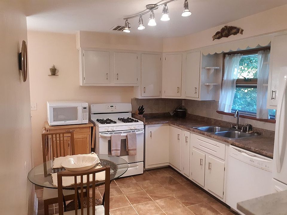 1955 Shady Oak Dr, Allison Park, PA 15101 Zillow