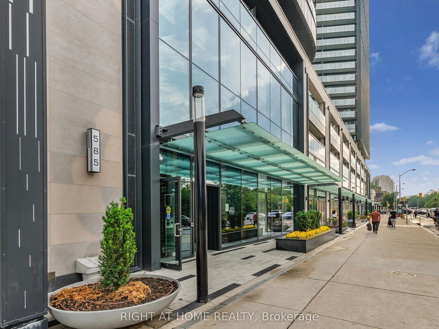 2 bed, $3,200 — Photo 3