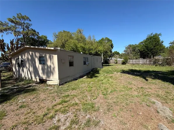 6234 Pinewood Village Cir E, Lakeland, FL 33811