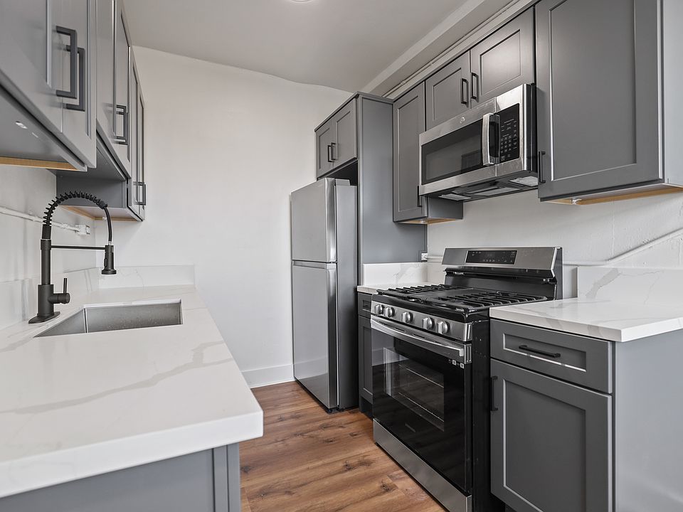 1st image of 5870 Franklin Ave #09ca954e7