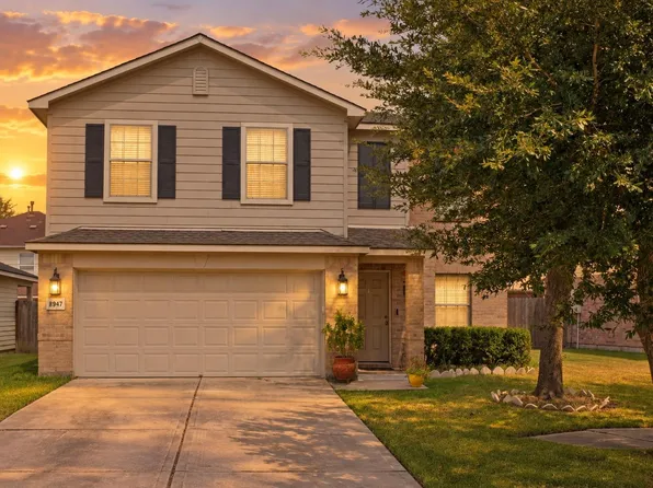 8947 Summerset Meadow Ct, Houston, TX 77075