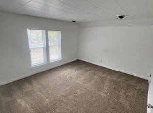 434 N Entrance Ave, Kankakee, IL 60901