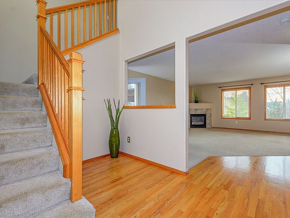 5th image of 11117 NE 101st St