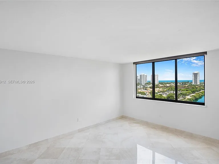 3375 N Country Club Dr #1605 — Photo 19
