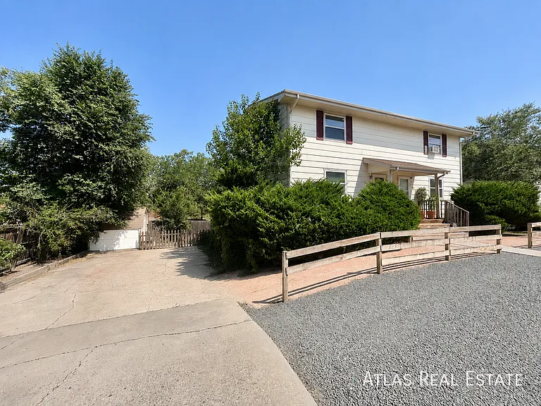 6982 Mariposa St #A — Photo 5