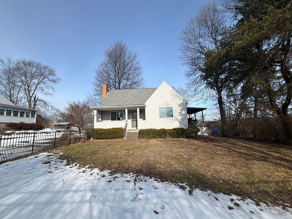 1st image of 222 W Shaffer Rd