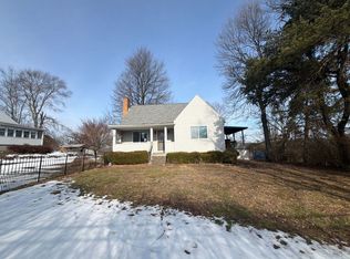 222 W Shaffer Rd, Aliquippa, PA 15001