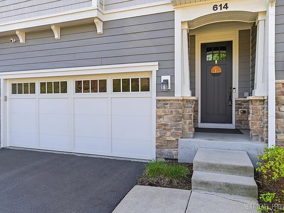 3rd image of 614 Riverbank Dr