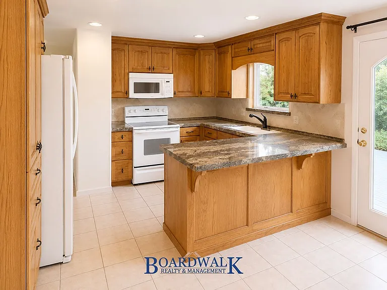 3303 W Hector Dr — Photo 11