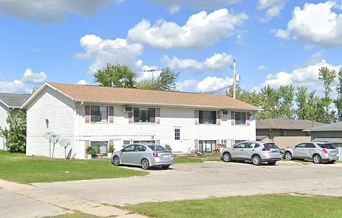 755 Brandon Ave Photo 1